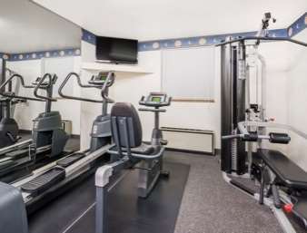 Super 8 By Wyndham Motel 2*